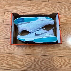 Nike Hyperdunk Low - White and Teal